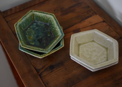 織部釉　六角小鉢／境道一