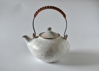 粉引き土瓶／境道一