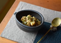 黒釉片口小鉢／馬場勝文