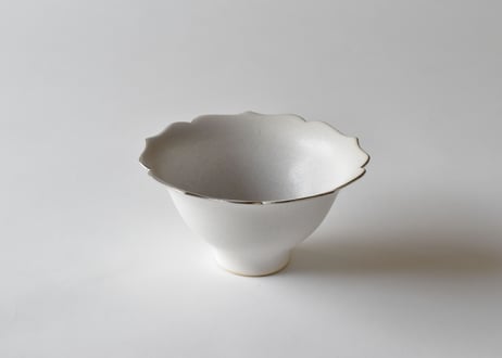 東一仁 黒稜花銀彩（五葉）カップ・ソーサー 2セット 作家もの 器 CATEGORY 東一仁（磁器） | うつわと暮らし 凛 ONLINE SHOP