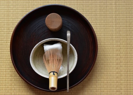 薄茶器　ナラ材　アンモニア燻蒸着色／田澤祐介