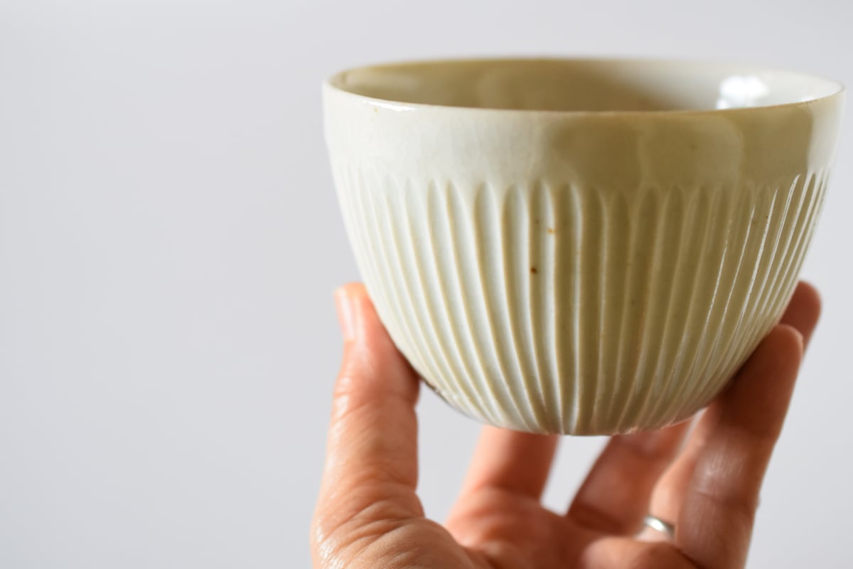 青白磁鎬深鉢（小）／竹下努 | うつわと暮らし 凛 ONLINE SHOP