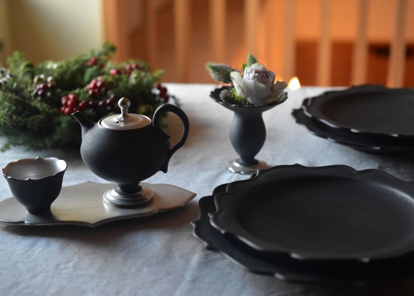 木下和美さん 陶器　黒い器5点セット　大皿1枚・中皿3枚・中鉢1個 木下和美さん 陶器 黒い器5点セット 大皿1枚・中皿3枚・