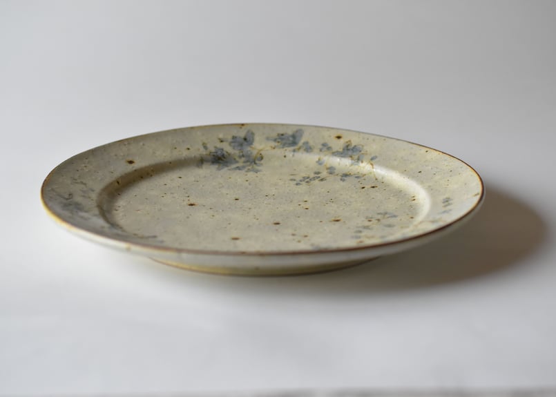 いろ安南 皿(花）／市野吉記 | うつわと暮らし 凛 ONLINE SHOP