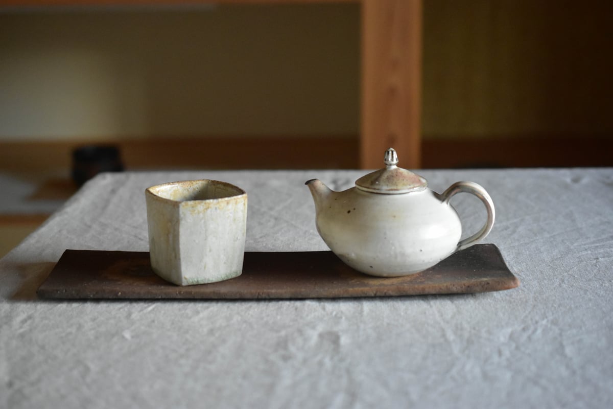ミモザ灰釉角杯／境道一 | うつわと暮らし 凛 ONLINE SHOP