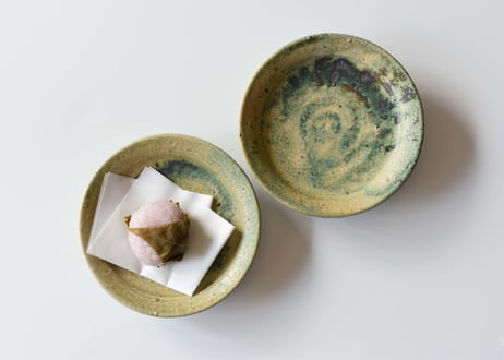 織部　小皿／境道一