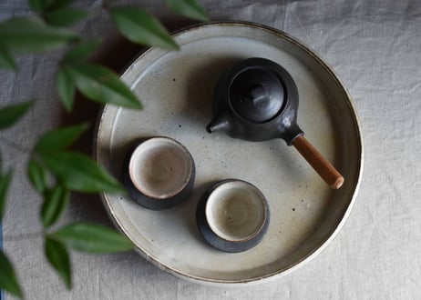 黒釉煎茶急須（台形）／馬場勝文