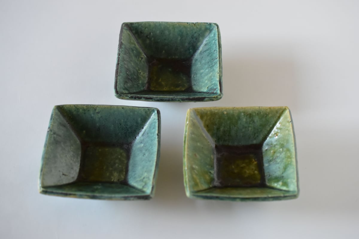 織部釉 四角小鉢／境道一 | うつわと暮らし 凛 ONLINE SHOP