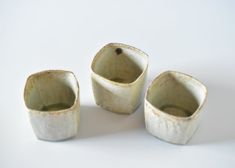 ミモザ灰釉角杯／境道一 | うつわと暮らし 凛 ONLINE SHOP