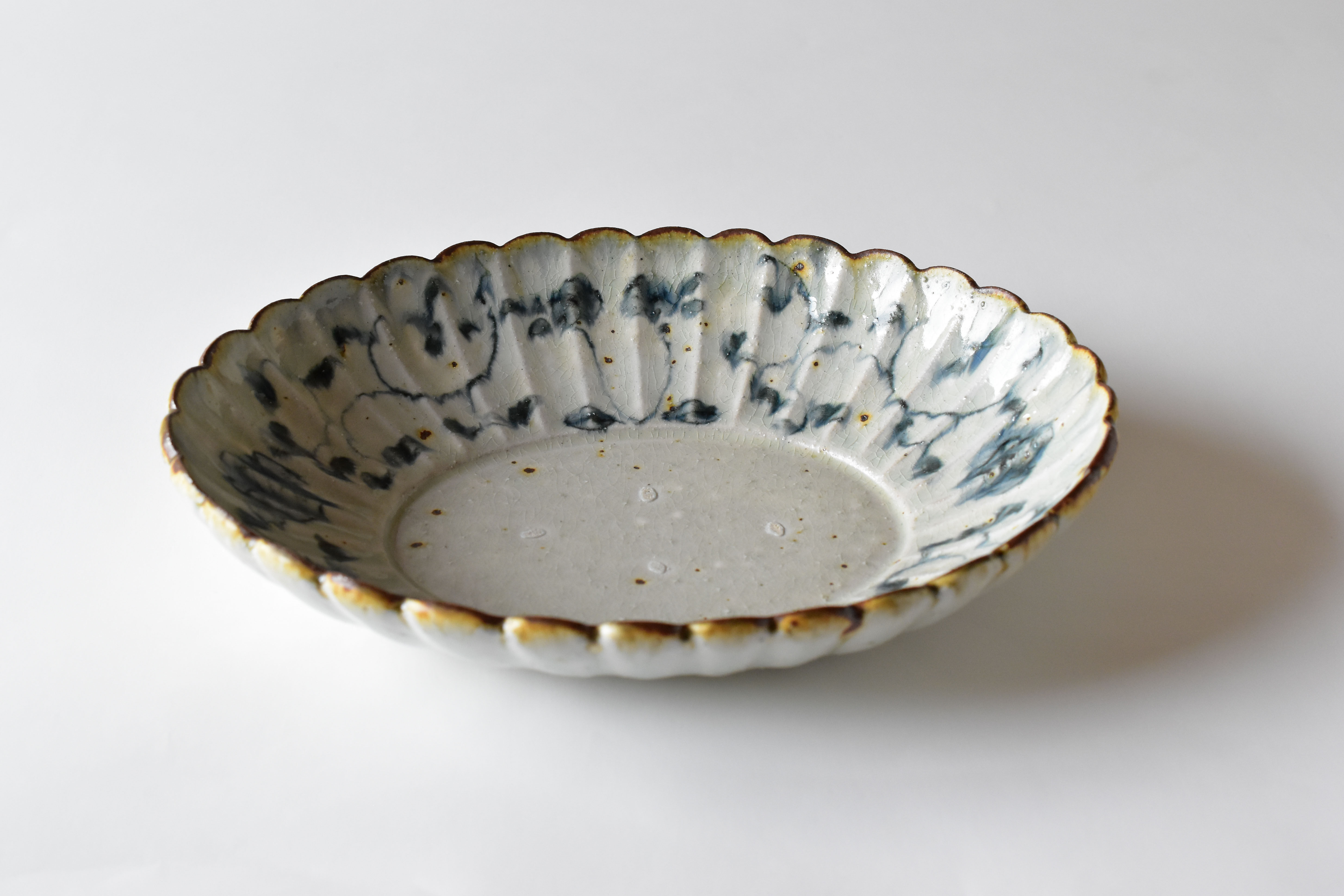 安南手 楕円輪花鉢／市野吉記 | うつわと暮らし 凛 ONLINE SHOP