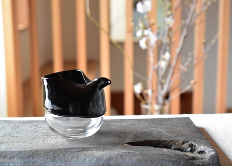 越前焼　鈴木都　越前耳付注壷　酒器　片口 shuki3067-3B-300x237.jpg