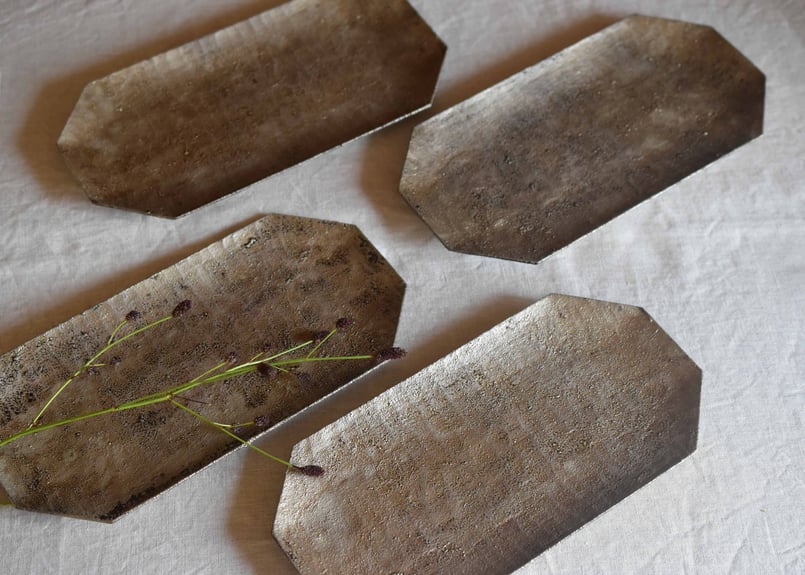 隅切一文字盆 蒔地漆 濃錫錆／田澤祐介 | うつわと暮らし 凛 ONLINE SHOP