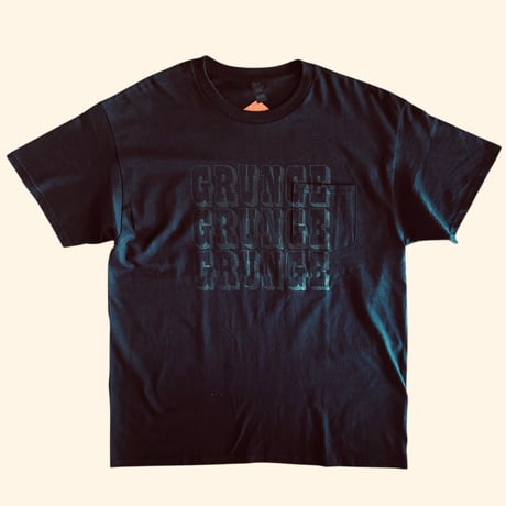 S.F.C. GRUNGE.GRUNGE.GRUNGE. ＋− SFCPOP.   Pocket-tee.