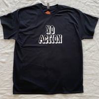 NO ACTION ＋− SFCPOP TEE