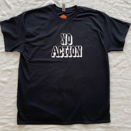 NO ACTION ＋− SFCPOP TEE