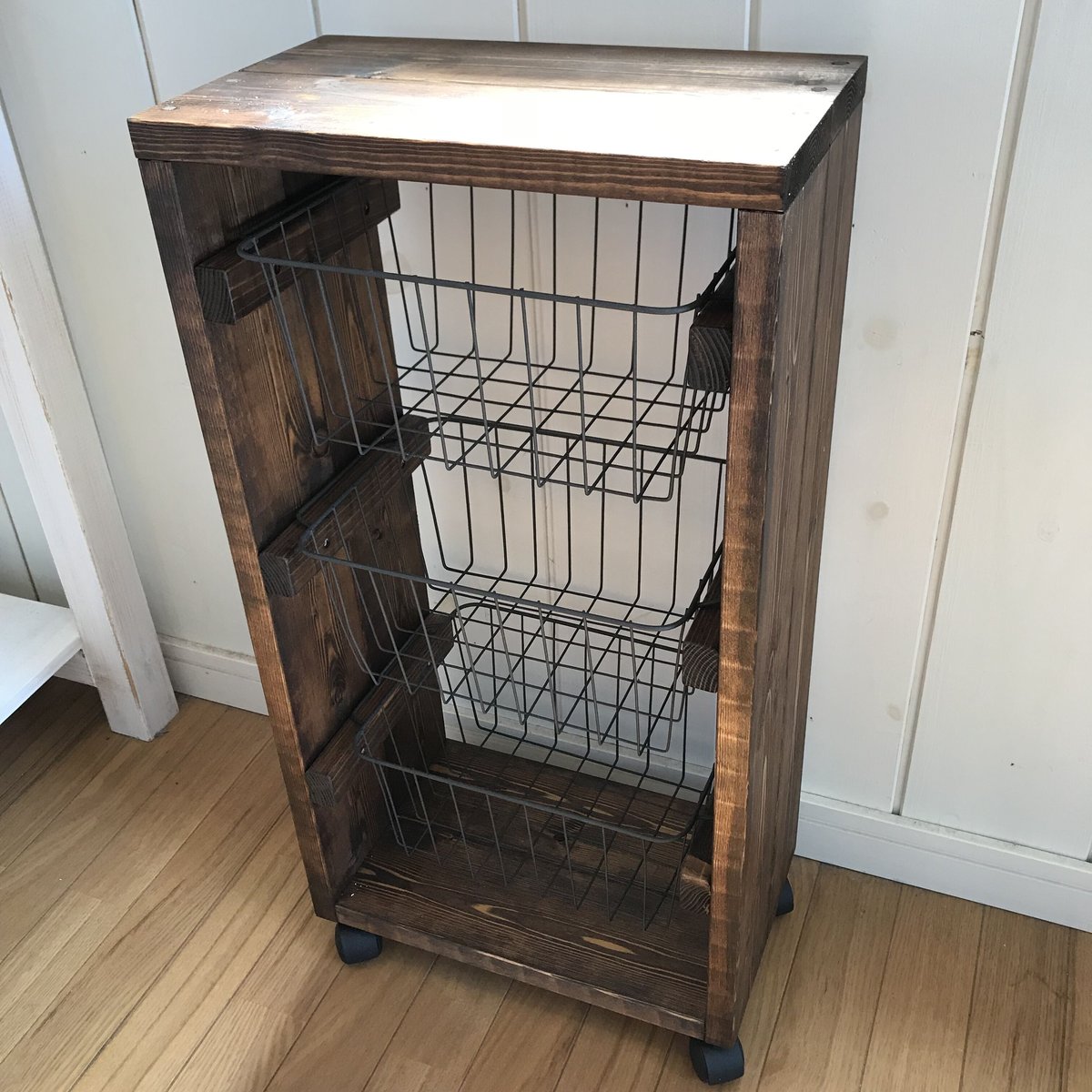 ワイヤーバスケット3段シェルフ【handmade】キャスター付き | KABACHO