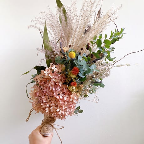 ドライフラワー　水無月紫陽花　パンパスグラス　秋色スワッグ　ブーケ