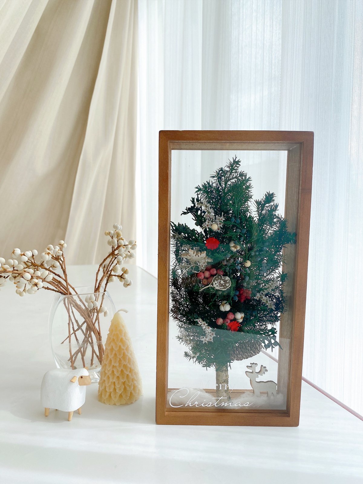 クリスマスツリー プリザーブドフラワーアレンジメント ☆クリスマスツリーのボックスアレンジ プリザーブドフラワー | ayakai