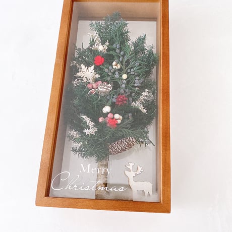 ☆クリスマスツリーのボックスアレンジ　プリザーブドフラワー