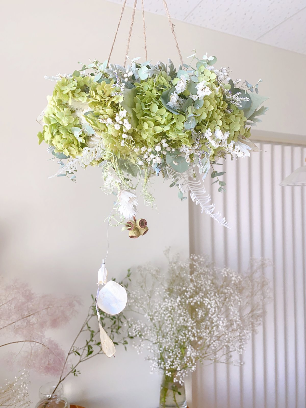 ユーカリ　フライングリース 夏のフライングリース 空にふんわり浮かぶ、アナベル ユーカリ