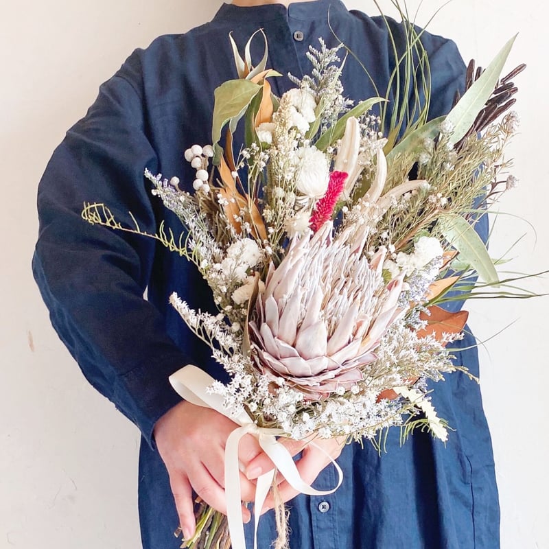 プロテアと北海道花材スワッグ　ネイティブフラワー　バックステリーワイルドフラワー プロテアと北海道花材スワッグ ネイティブフラワー バックステリー