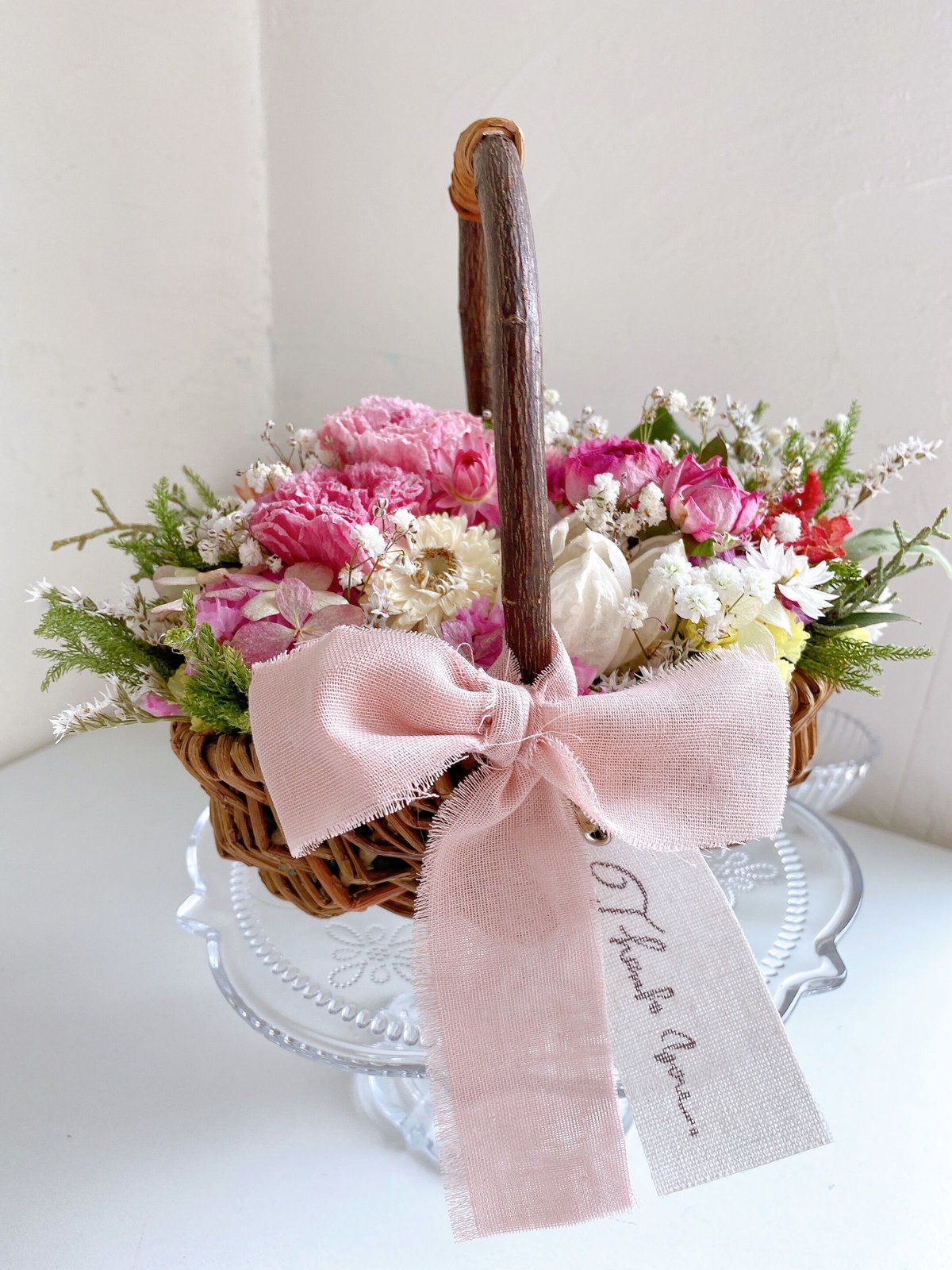 ドライフラワー フラワーバスケット 花籠 White&pink | ayakai flower