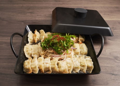 ナウ産業「Tetsu Kaku Nabe Set」(フタ付き)　錆びない鉄鍋　あやせものづくり研究会 送料込（商品コード：TG400367）