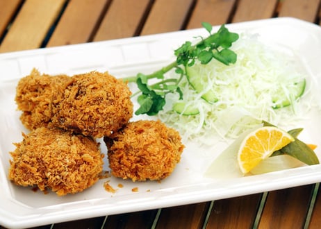 ☆神奈川県グルメコンテスト3冠！☆【 なんどき牧場 】《冷凍》「茅ヶ崎メンチとこだわり豚の味噌漬けのうまいものセット」 ※要加熱 (商品コード：TF310097)