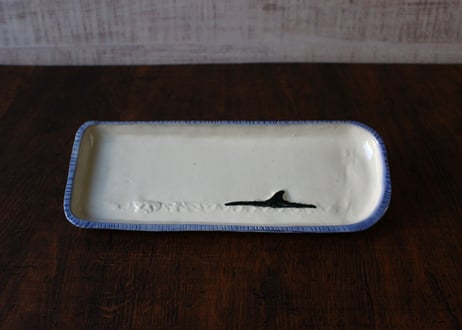 【ハルカゼ舎】長角皿(秋刀魚皿)　烏帽子岩　(青／灰青)（商品コード：TG270538）
