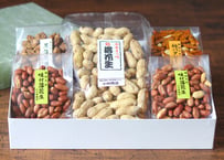 【ギフト】小林の落花生 「湘南落花生 煎りサヤ小＋お茶うけ・おつまみセット」※ギフトラッピング商品 (商品コード：TF030007)