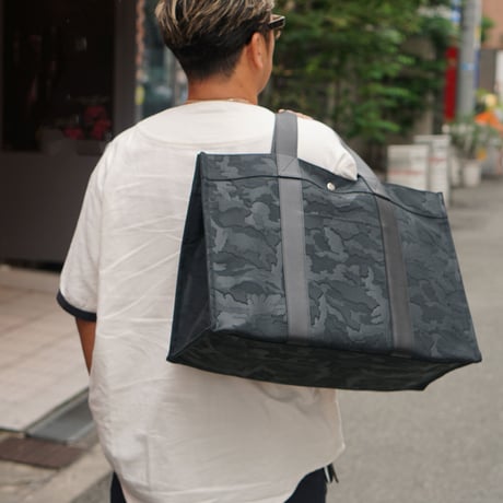 LABEL NOIR CANVAS TOTE Modele 24 GM