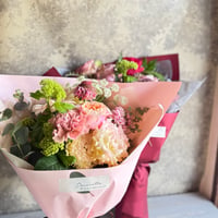 店舗引取り　　母の日 スペシャル花束