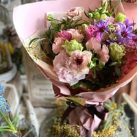 店舗引き取り　　母の日おまかせ花束