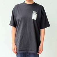 「Grow from the Roots」Tシャツ　【BODY：BLACK／PRINT：WHITE】