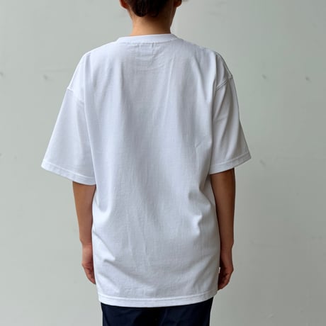 「Grow from the Roots」Tシャツ　【BODY：WHITE／PRINT：BLACK】