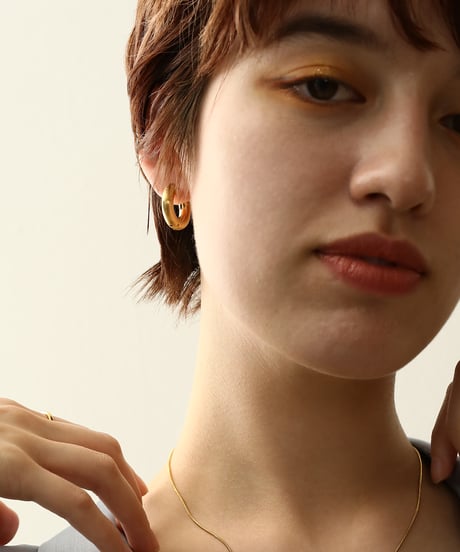 金属アレルギー対応 マットボリュームフープピアス 20ｍｍ サージカルステンレス swp13125ogg