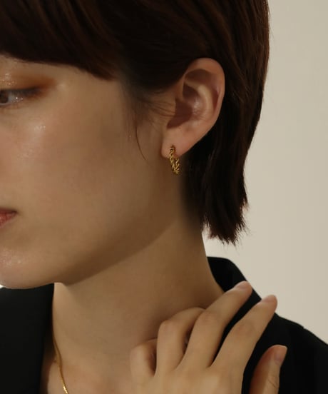 金属アレルギー対応 ツイストフープピアス サージカルステンレス swp05125ogg