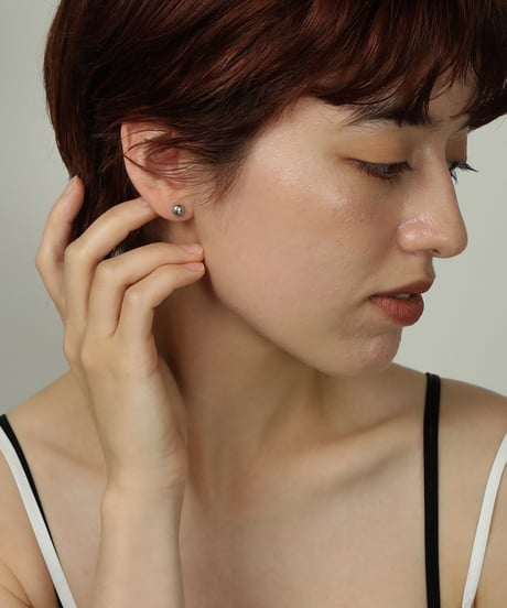金属アレルギー対応 シンプル立体ボタンピアス 両耳用 サージカルステンレス swp17065ogg