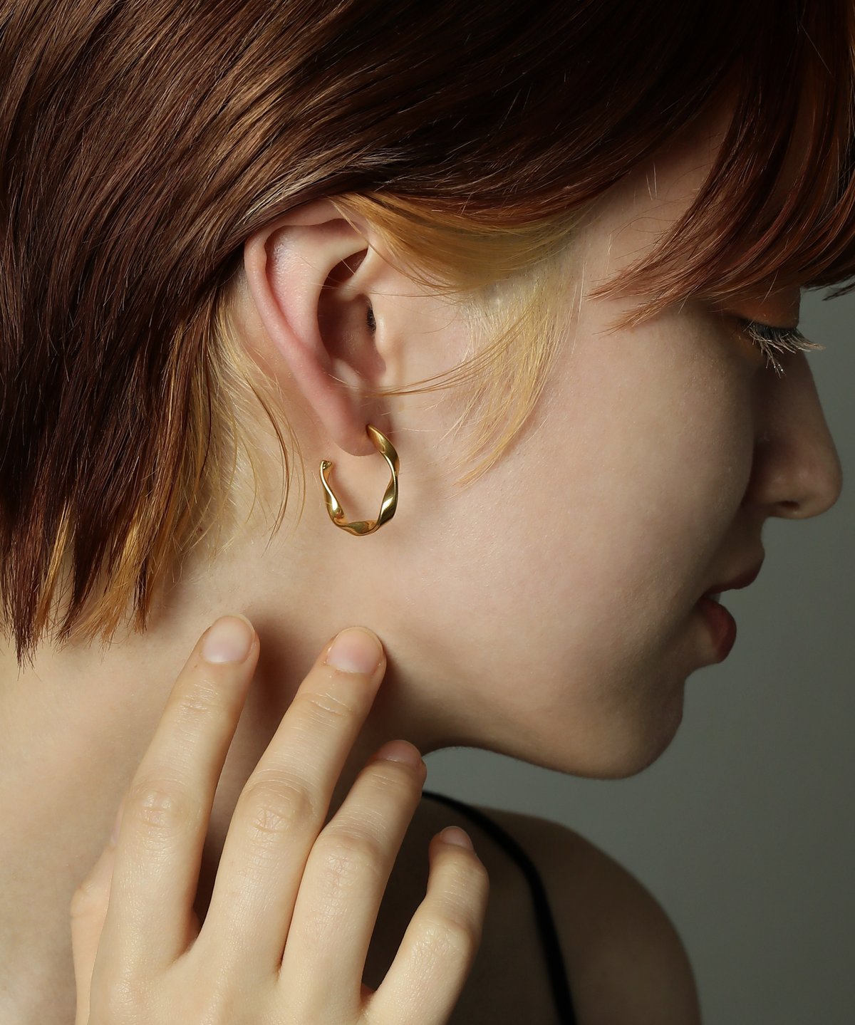 【PDPAOLA】ツイストフープピアス/S/ゴールド（関税・送料込） 金属アレルギー対応 ツイストフープピアス 両耳用 サージカル