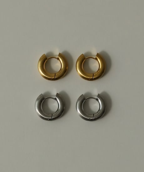 金属アレルギー対応 マットボリュームフープピアス 20ｍｍ サージカルステンレス swp13125ogg