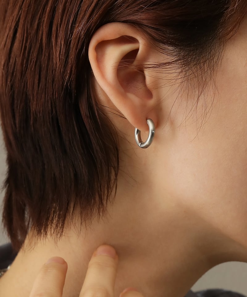 Sowi ゴールド 透かし模様 フープピアス Sowi ゴールド 透かし模様 フープピアス Sowi ゴールド 透かし模様