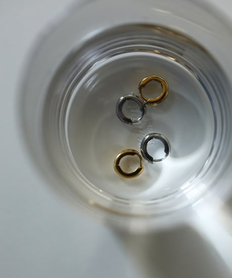 金属アレルギー対応 ニュアンスフープピアス 両耳用 サージカルステンレス swp37045ogg