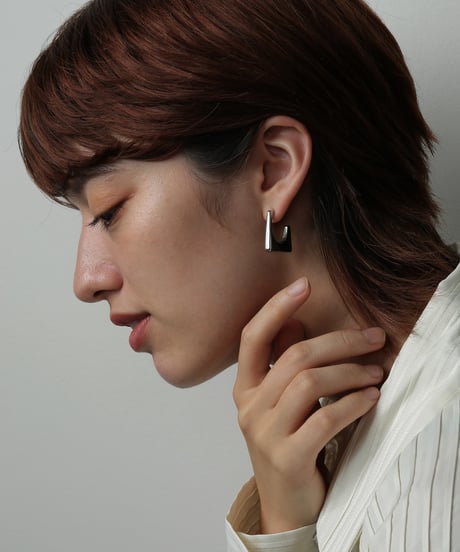 金属アレルギー対応 フラットモチーフデザインピアス 両耳用 サージカルステンレス swp15065ogg
