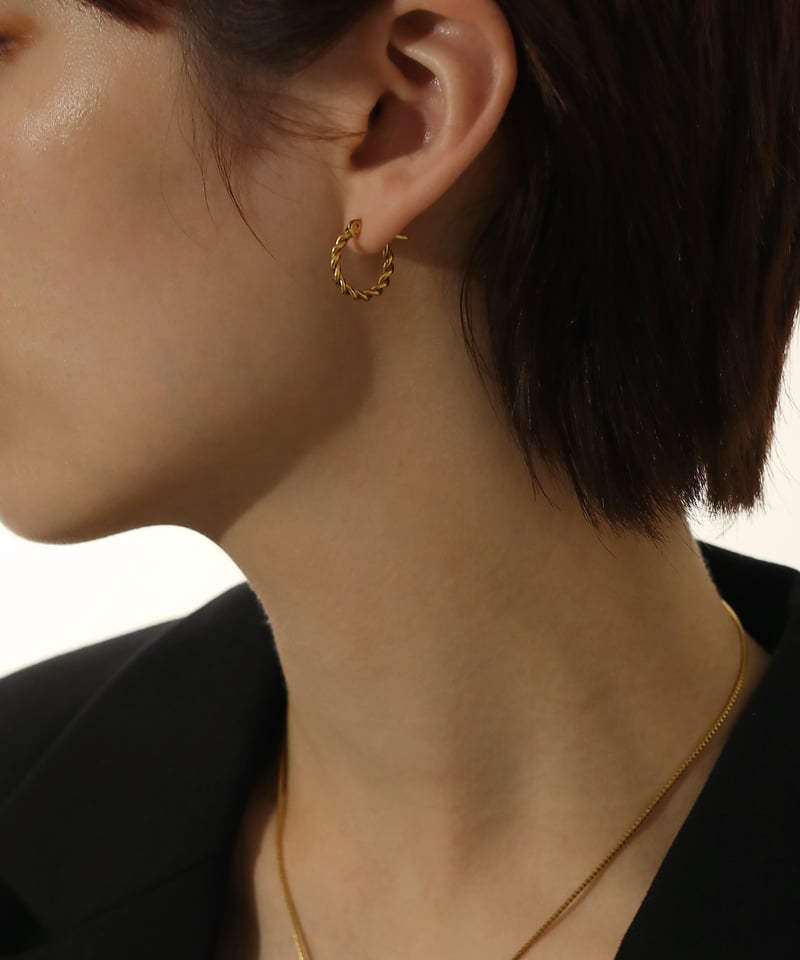 金属アレルギー対応 ツイストフープピアス サージカルステンレス