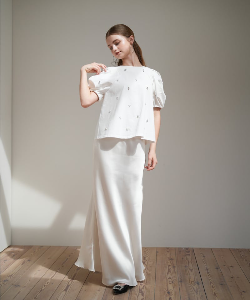 satin flare skirt | Acka.| エーシーケーエー|公式オンライン satin flare skirt | Acka.| エーシーケーエー|公式オンライン