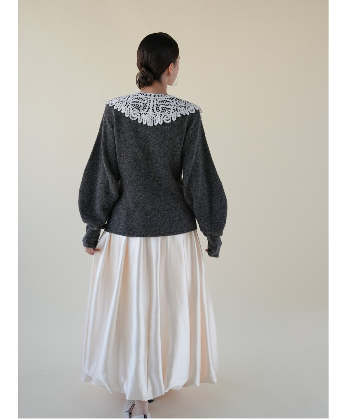 balloon form satin skirt | Acka.| エーシーケーエー|公式オン balloon form satin skirt | Acka.| エーシーケーエー|公式オン
