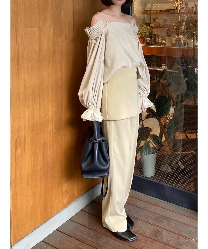 puffy cami blouse | Acka.| エーシーケーエー|公式オンライン puffy cami blouse | Acka.| エーシーケーエー|公式オンライン