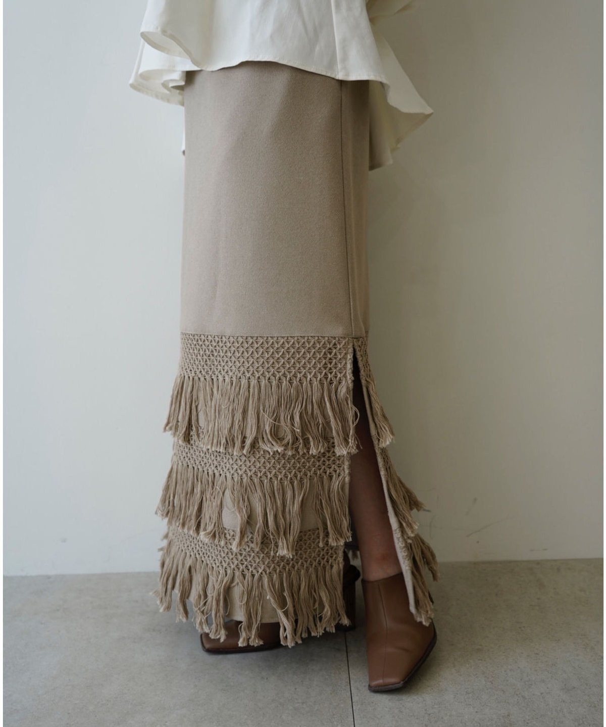 acka fringe long skirt brown