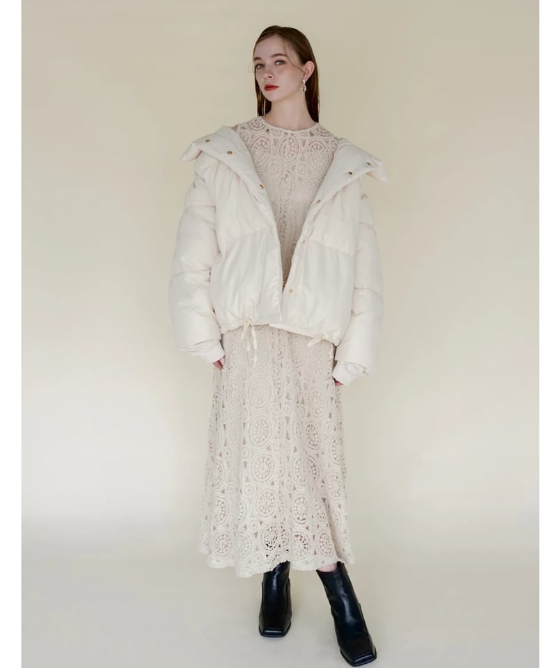 volume down jacket | Acka.｜ エーシーケーエー｜公式オンラインストア