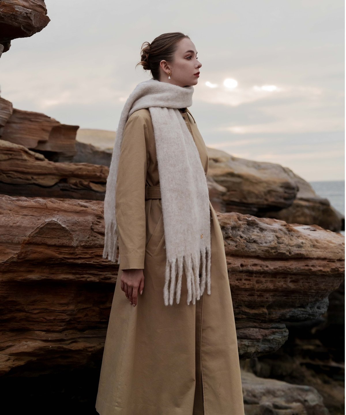 volume fringe muffler | Acka.| エーシーケーエー|公式 volume fringe muffler | Acka.| エーシーケーエー|公式